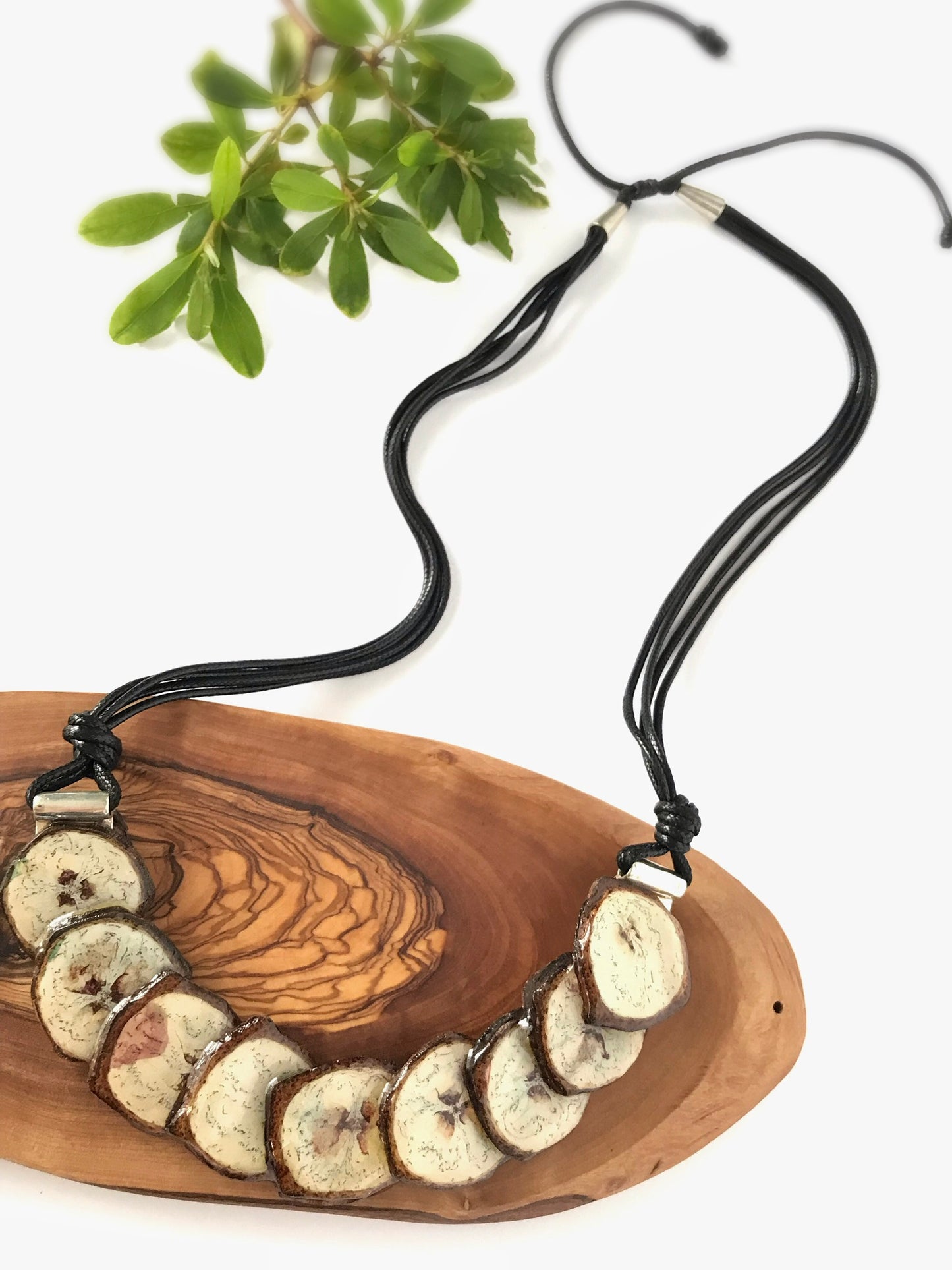 ARAWAK NECKLACE | VR Seeds and Fruits