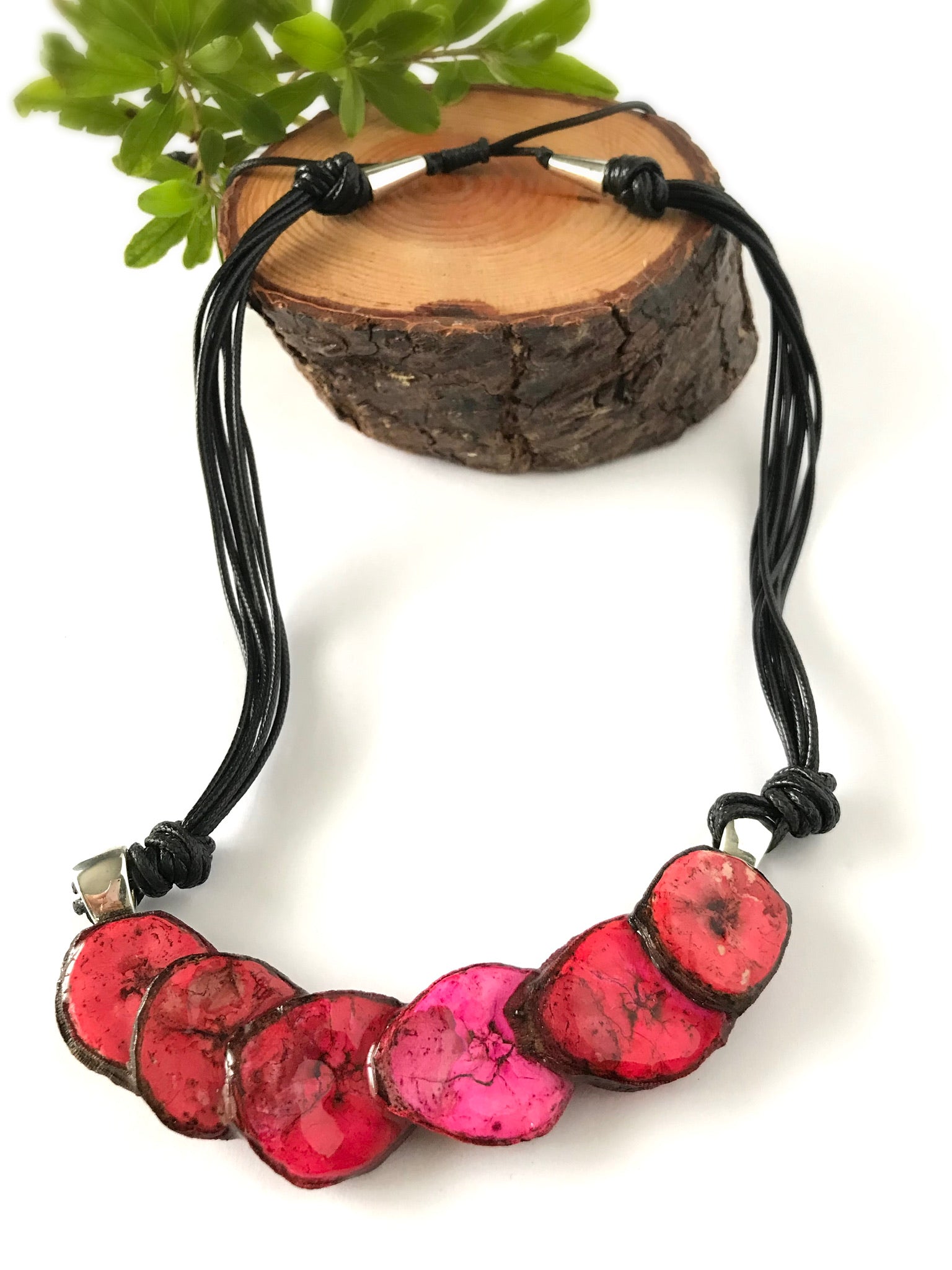 ARAWAK NECKLACE | VR Seeds and Fruits
