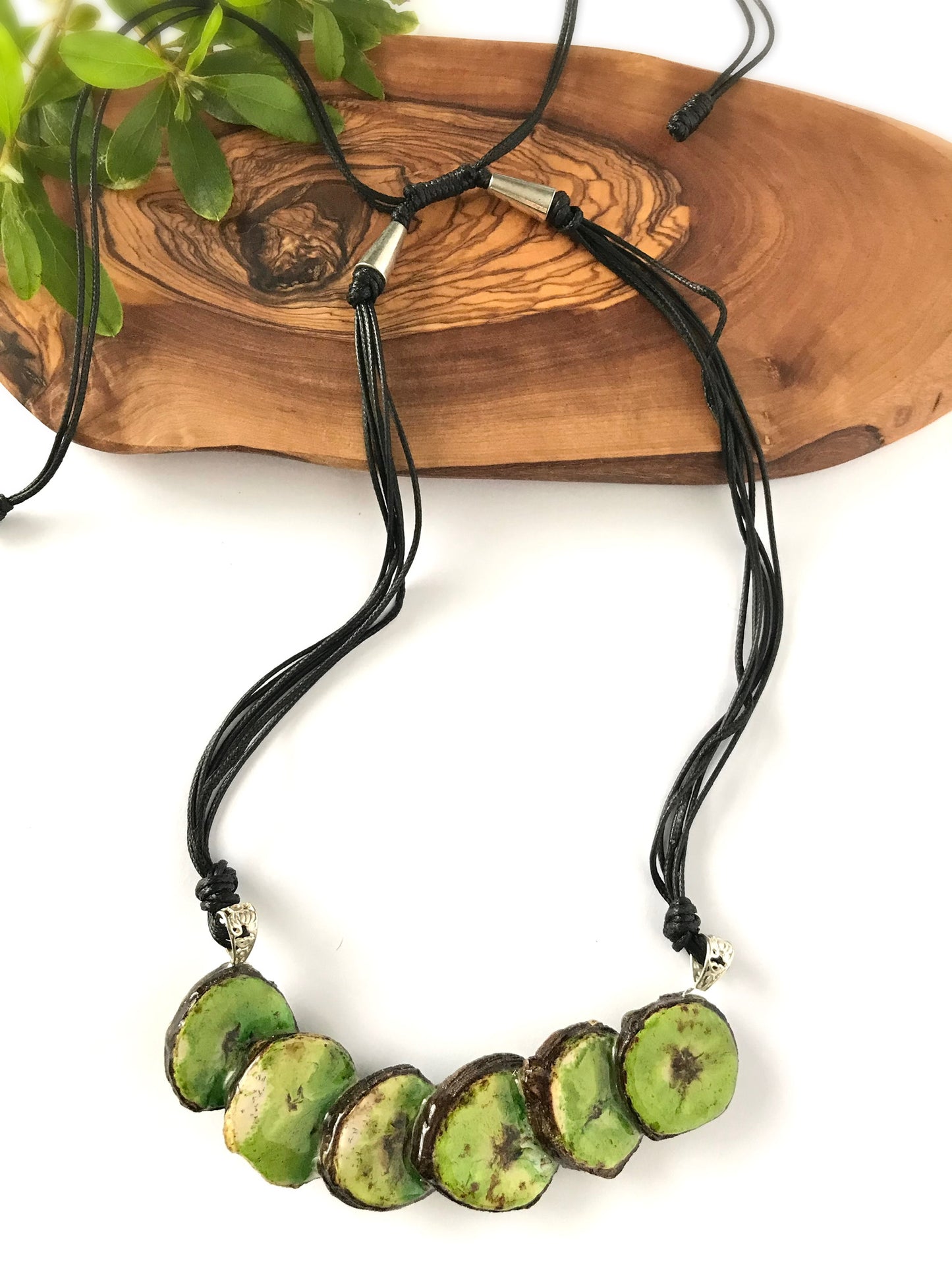 ARAWAK NECKLACE | VR Seeds and Fruits