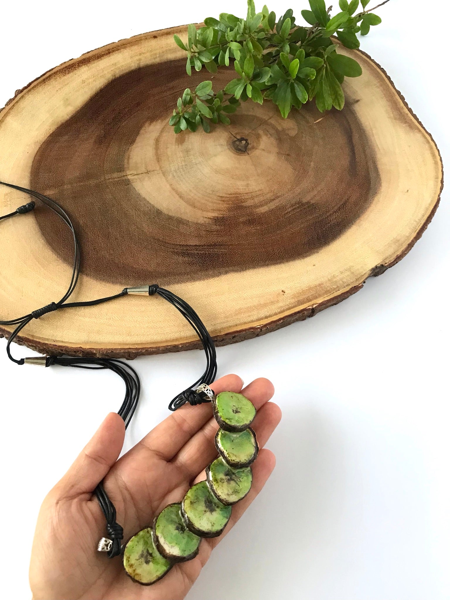 ARAWAK NECKLACE | VR Seeds and Fruits