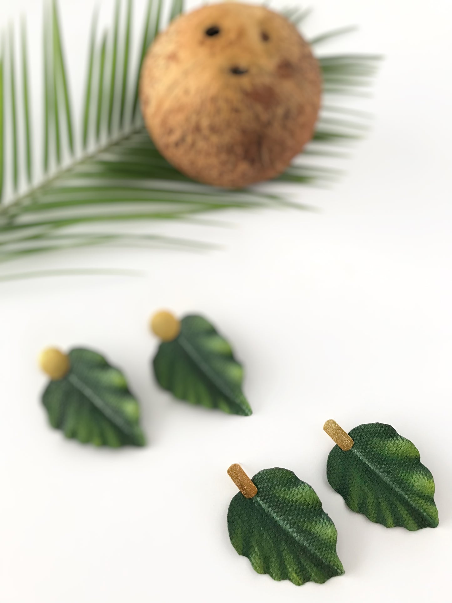COFFEE PLANT LEAF EARRINGS | VR Seeds and Fruits