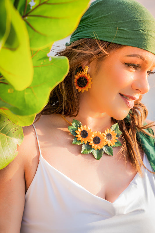 SUNFLOWER NECKLACE | VR Seeds and Fruits 