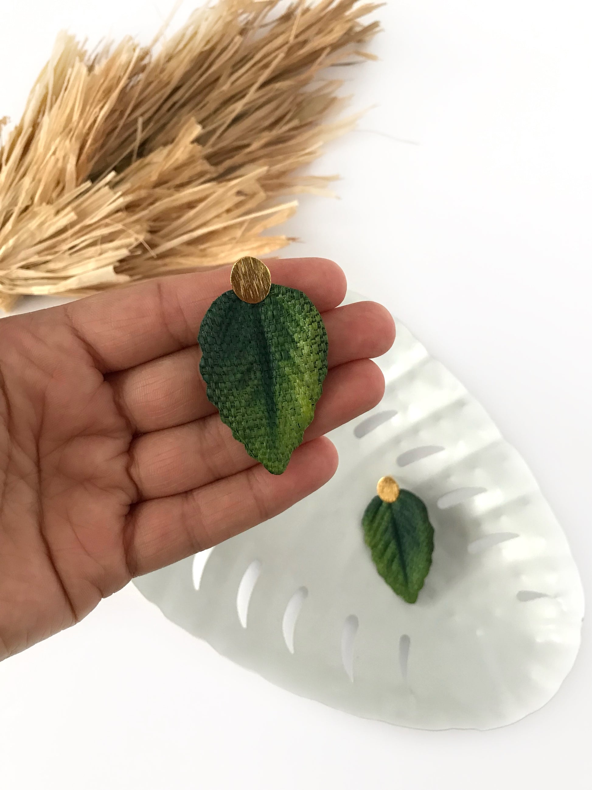 ROSE LEAF EARRINGS | VR Seeds and Fruits 